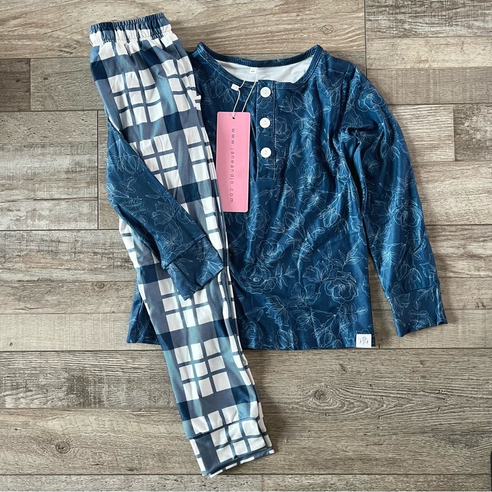 NWT Jane + Jo Pajama Set Size 6